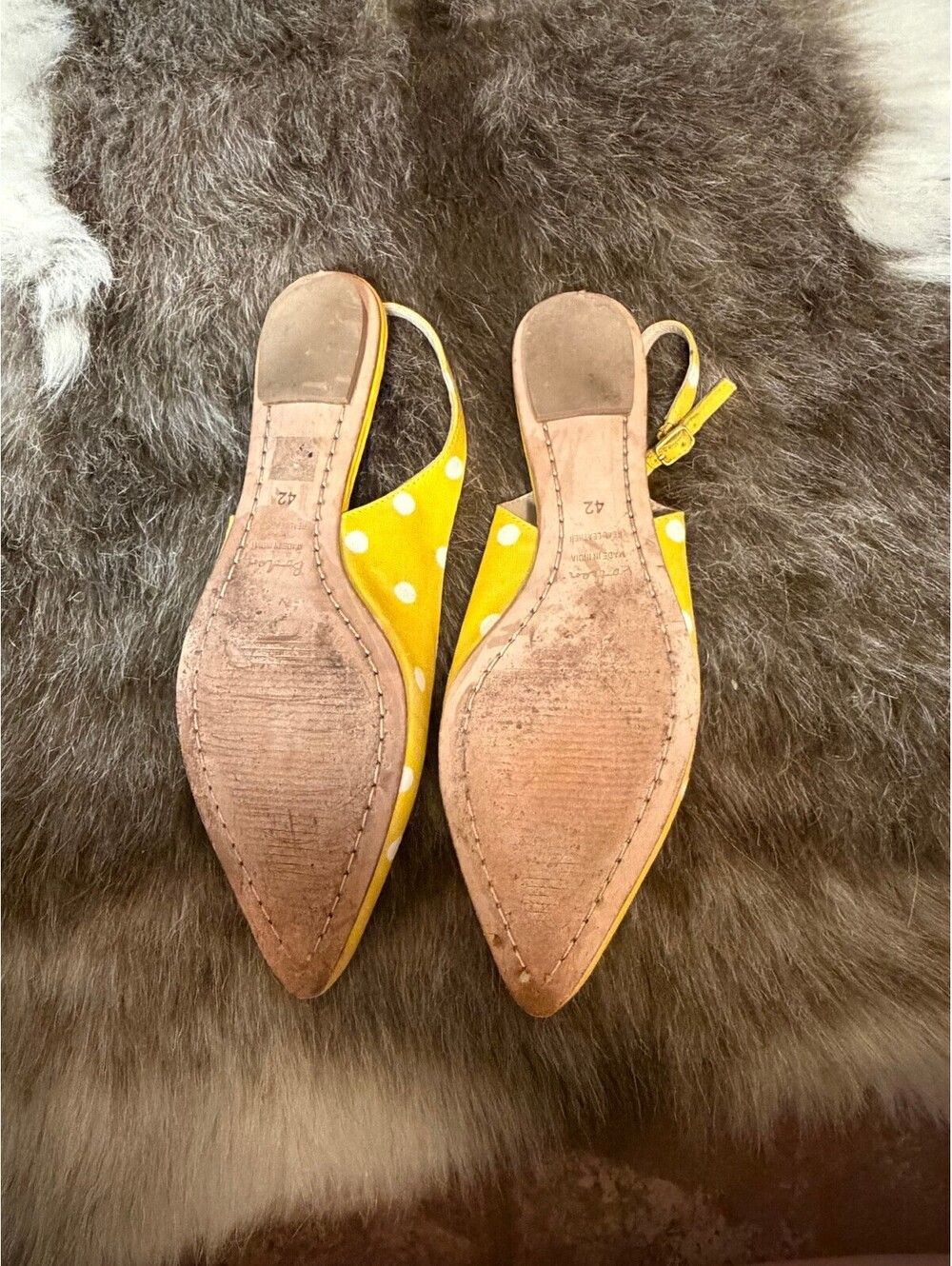 Yellow Polka Dot Slingback Flats with Pointed Toe - Picture 3 of 7